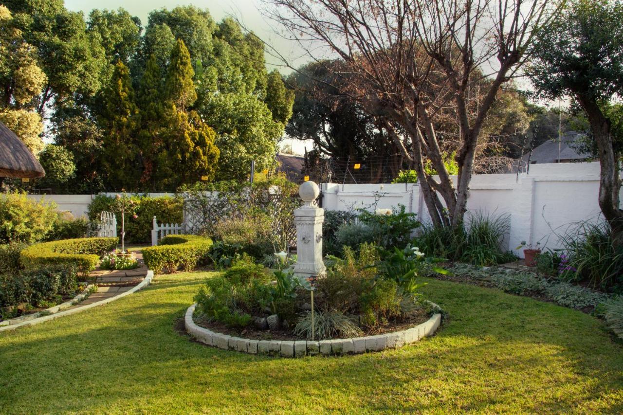 Libra Lodge Sandton Luaran gambar