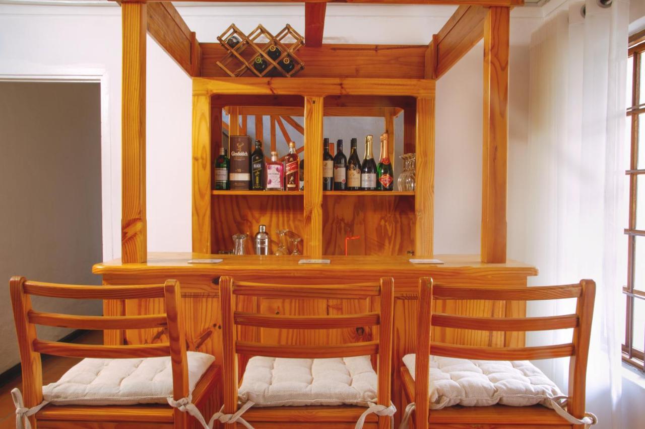 Libra Lodge Sandton Luaran gambar
