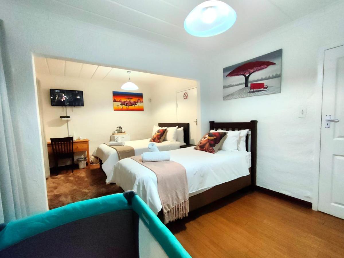 Libra Lodge Sandton Luaran gambar