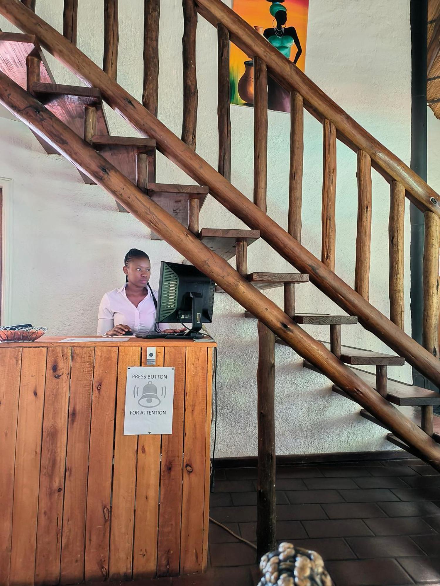 Libra Lodge Sandton Luaran gambar