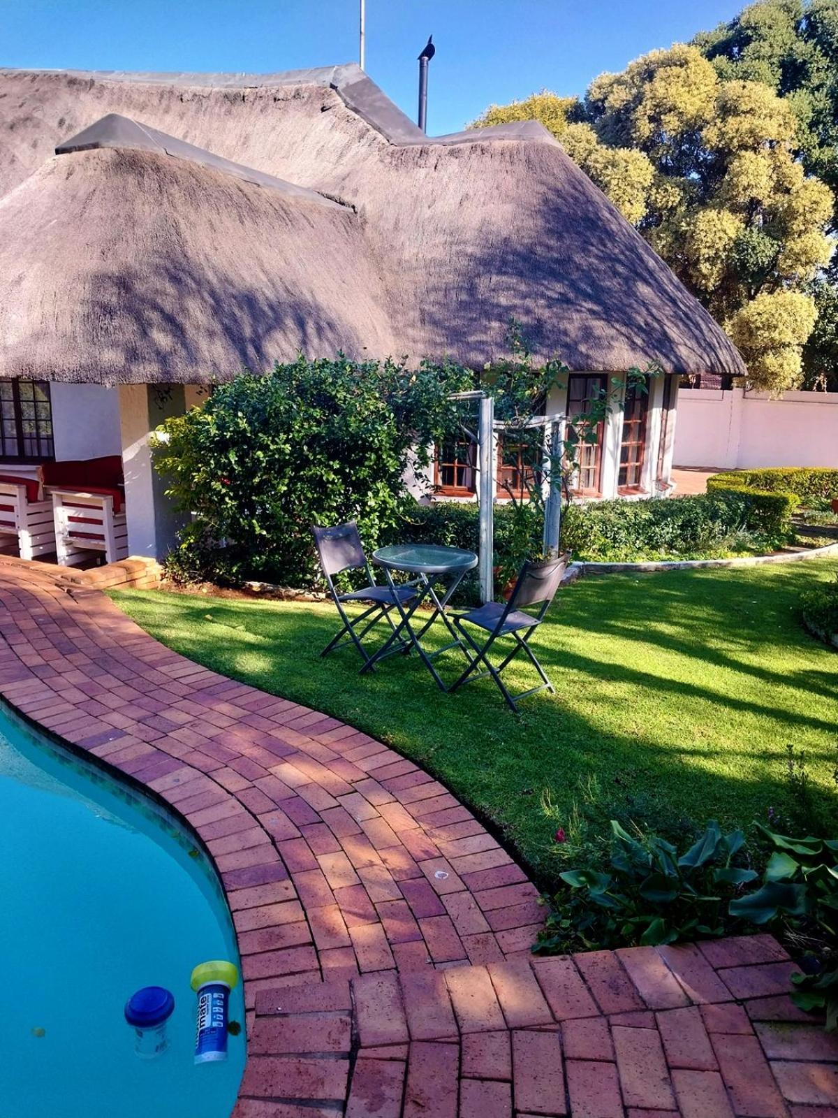 Libra Lodge Sandton Luaran gambar